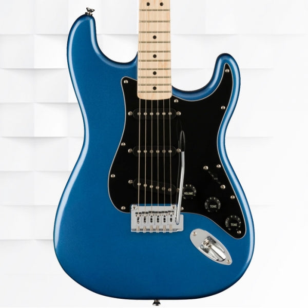 FENDER SQUIER AFFINITY STRATOCASTER MN BPG LBP ELECTRIC GUITAR WITH BAG LAKE PLACID BLUE 0378003502