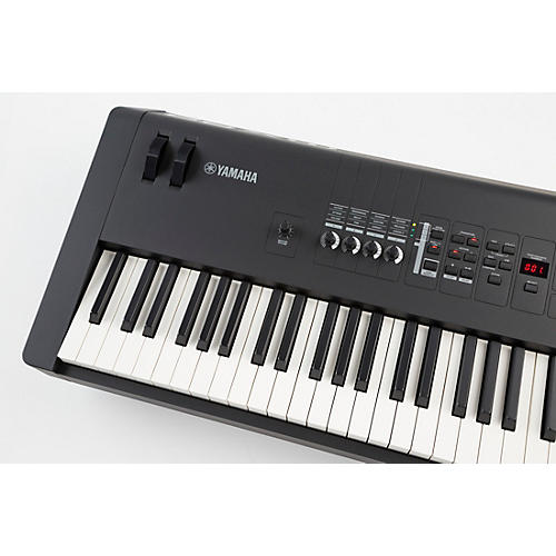 Yamaha MX88 Music Synthesizer Black