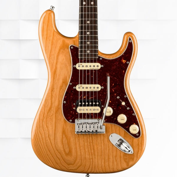 Fender American Ultra Stratocaster HSS Rosewood Fingerboard Electric Guitar With Case - Aged Natural