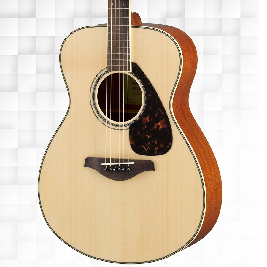 Yamaha FS820 Acoustic Guitar - Natural