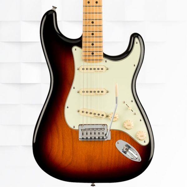 FENDER PLAYER PLUS STRATOCASTER SSS MAPLE FINGERBOARD ELECTRIC GUITAR WITH BAG - 3-COLOR SUNBURST