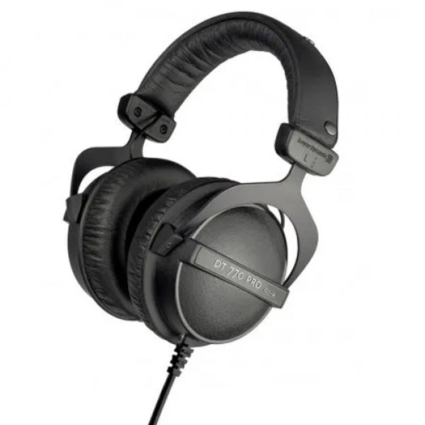 BEYERDYNAMIC DT 770 PRO 32 OHMS CLOSED MOBILE STUDIO HEADPHONES